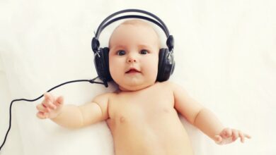 کم شنوایی کودکان و نوزادان