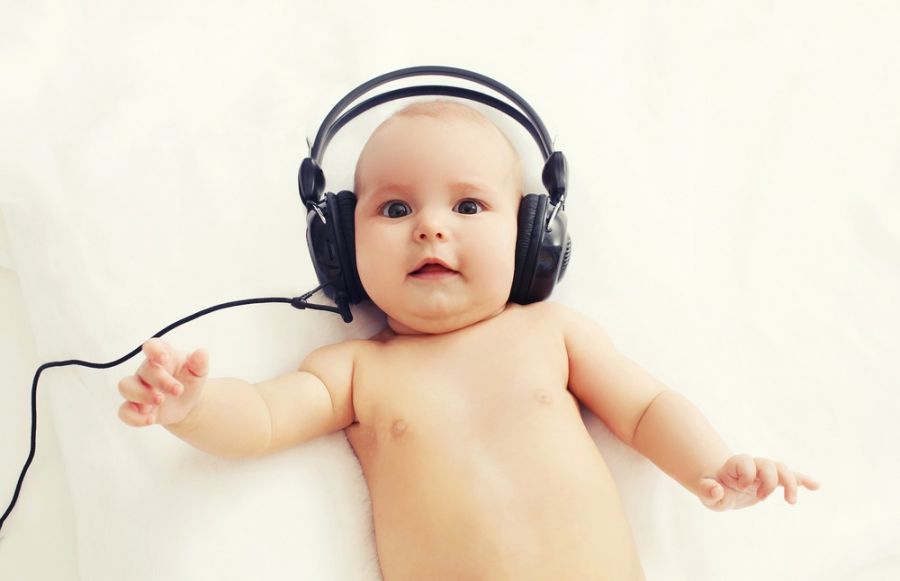 کم شنوایی کودکان و نوزادان